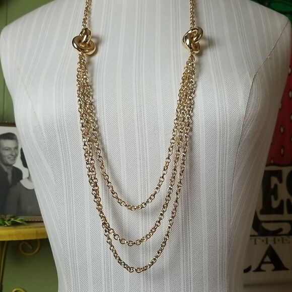 30" Gold Chain Fashion Necklace - Picture 4 of 7